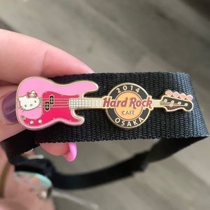 2014 Hard Rock Cafe x Hello Kitty Osaka pin